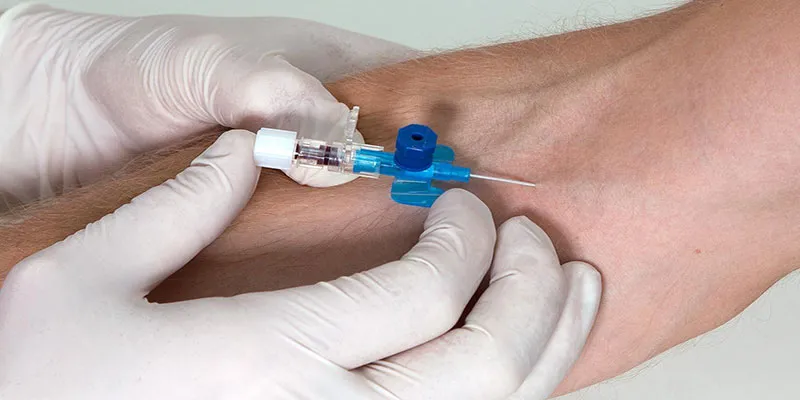 سرم‌ تراپی در منزل